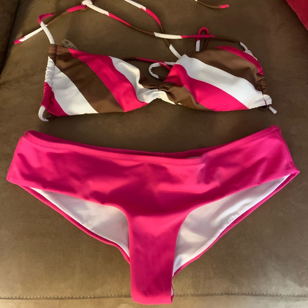 VS 👙(SOLD)